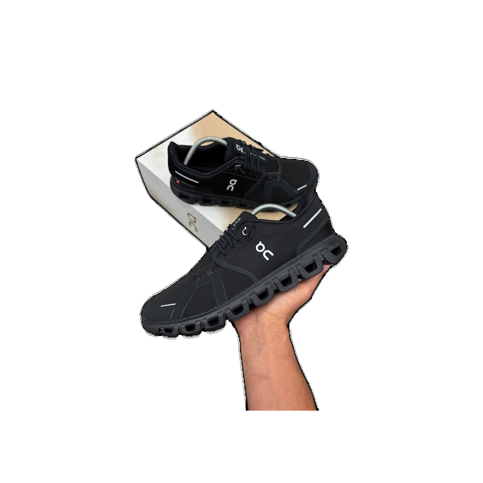 On Running Cloud 6 Triple Black